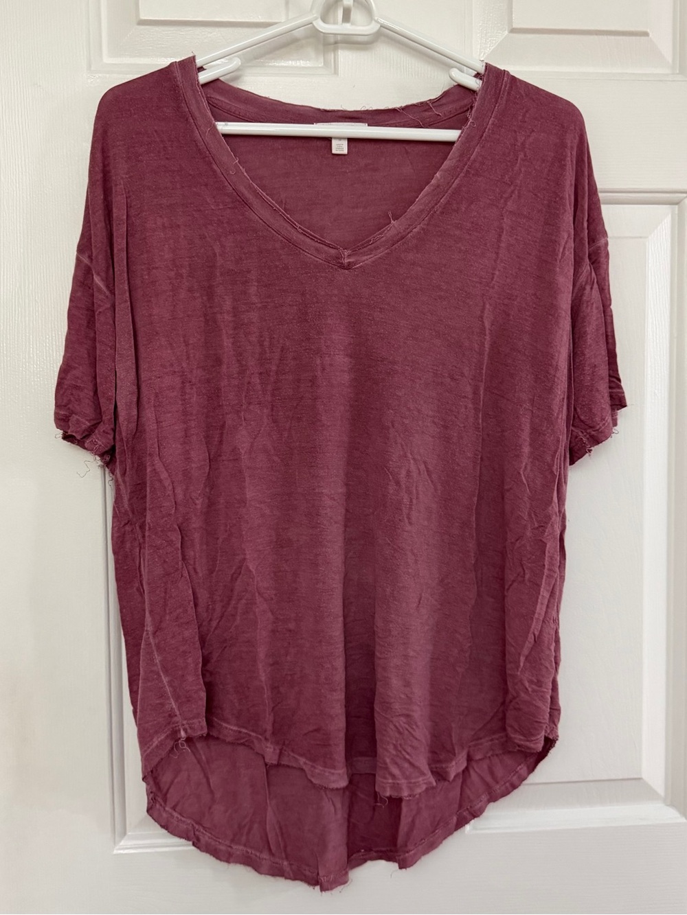 Abound Relaxed V-Neck Tee in Mauve